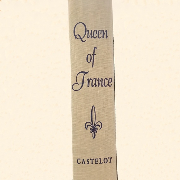 Queen of France by Andre Castelot - Picture 3 of 8